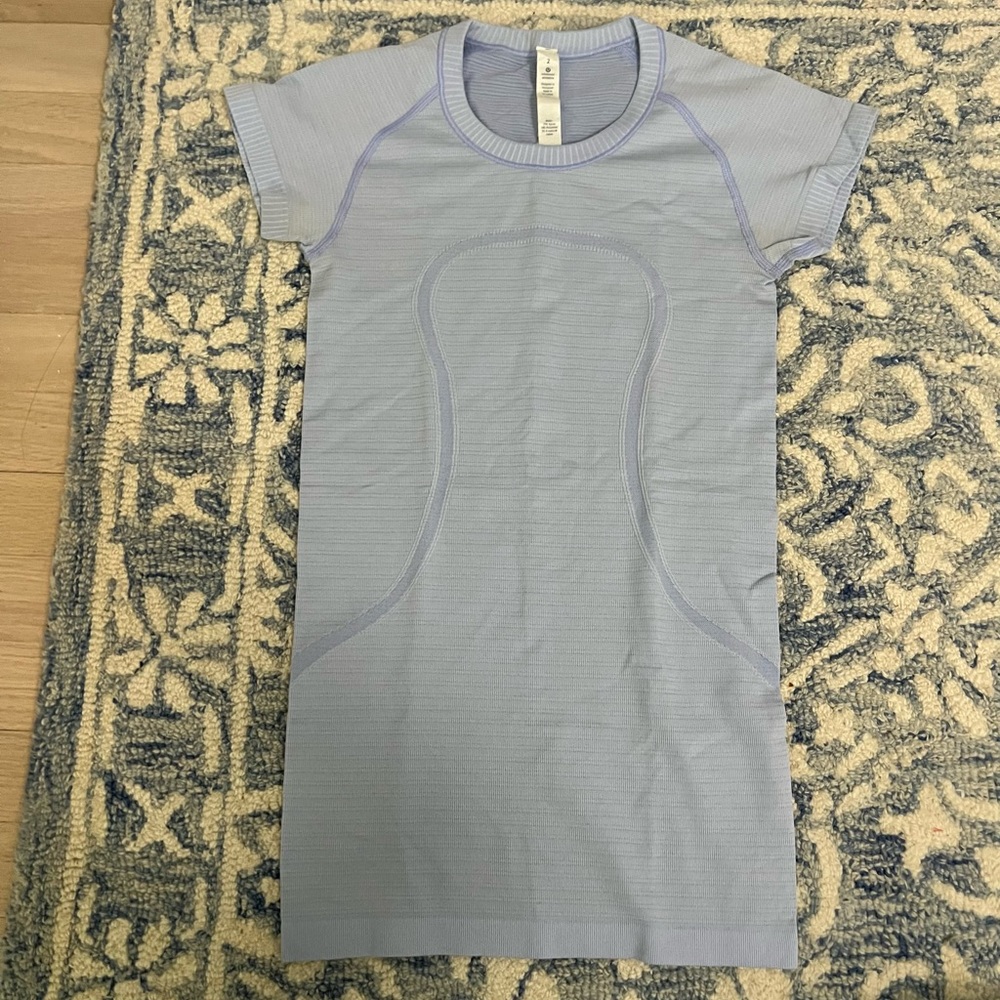 Lululemon swiftly tech short sleeve shirt